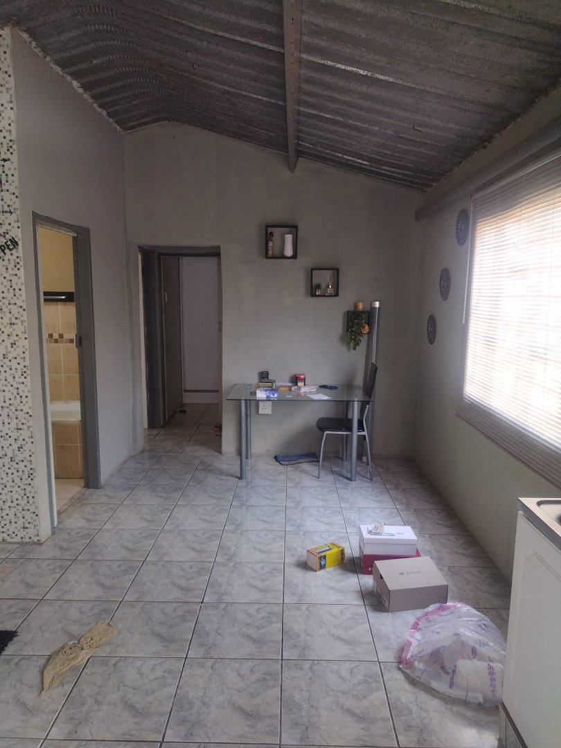 2 Bedroom Property for Sale in Mabopane Unit U North West
